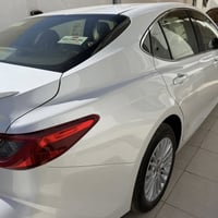 كاميري موديل ٢٥ساز بانزين فول مواصفات رقم بغداد كفاله عامه ماشيه ٢٥الس...