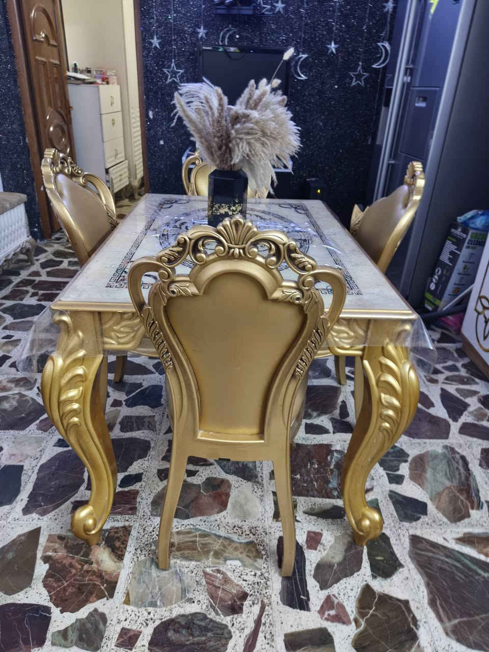 ميز ويا اربع كراسي بي اضرار قليله باعلى سعر ابيع مستعجل


**إذا كنت صاحب هذا الإعلان وتريد حذفه لأي سبب، رجاءا أرسل رسالة إلى الدعم الفني**