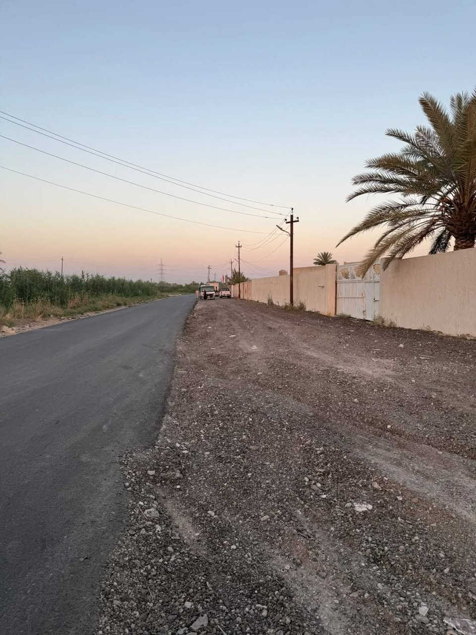 🚨 فرصة استثمارية مميزة في بغداد 🚨
📍 أبو غريب – عكركوف قرب تقاطع الشيحة - الشارع العام ركن

✅ دونمين ملك صرف (سند مستقل)
✅ واجهة 70م
✅ مساحة الدونمين 5000متر 
✅ موقع حيوي وقريب من مجمع أسد بابل
✅ مناسب للمزارع العائلية، الشاليهات، أو المشاريع الاستثمارية

***********
📞 للتفاصيل والاستفسار يرجى التواصل معنا.
