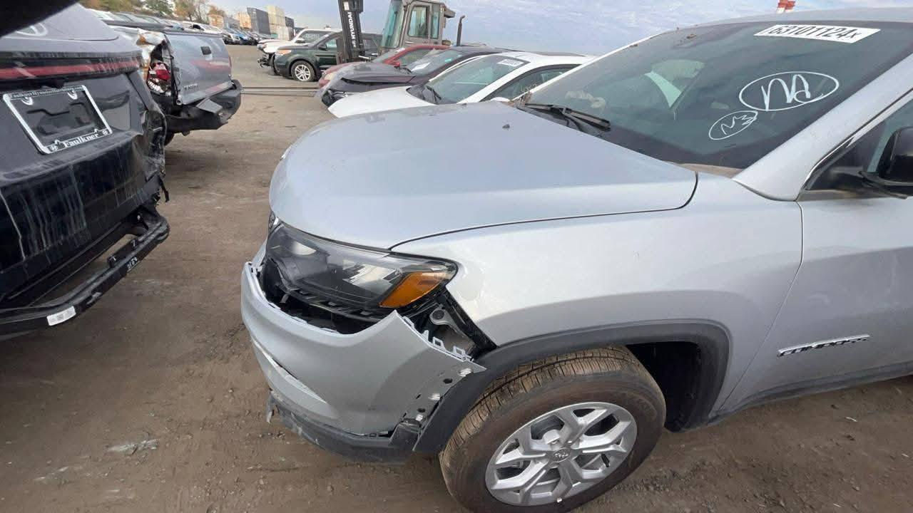 السلام عليكم سياره جيب كو مباس موديل 2024 
السياره كلين بس دعاميه الاماميه حادثه 
رقم السياره بغداد 
عنوان السياره بغداد زيونه 
السعر 150
رقم الهاتف ‏‪***********‬‏
