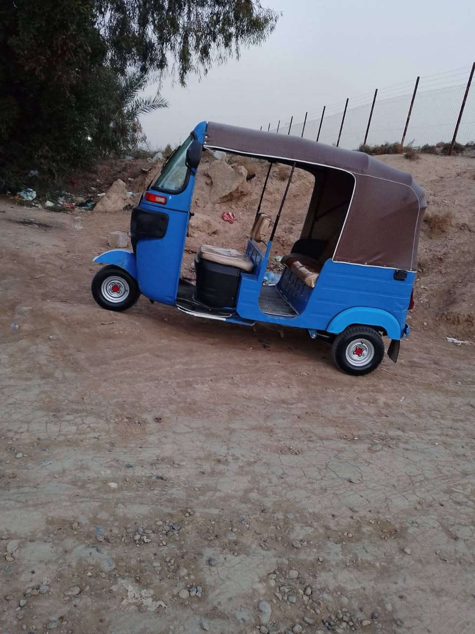 سلام عليكم تكتك للبيع مديل 2020 شهر 8 تحويل ثاني يوم تكتك نضيفه نضيفه خير من الله بلايه   سعر 6 وثمنميه وبيها مجال الطيب بكان بغداد قرب سيطره الشعب رقم الهاتف ***********
