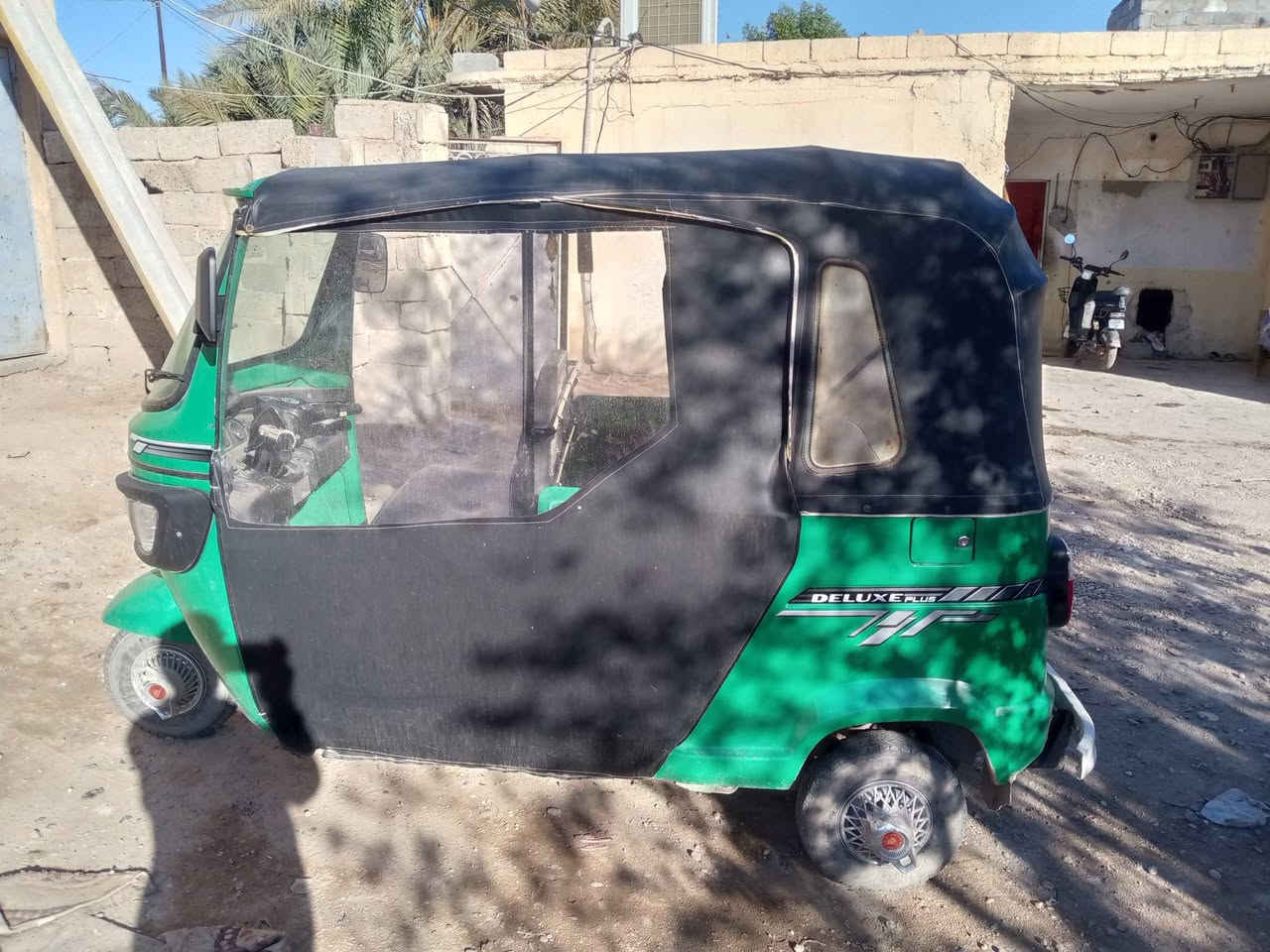 السلام عليكم تكتك TVS للبيع مكفوله من البرغي للبرغي
موديل 22 شهر 6
رقم بغداد عربي
 سعر 8700 وبيه مجال حك جية
تواصل خاص فقط او تواصل 
رقم واتساب ‏‪***********‬‏
