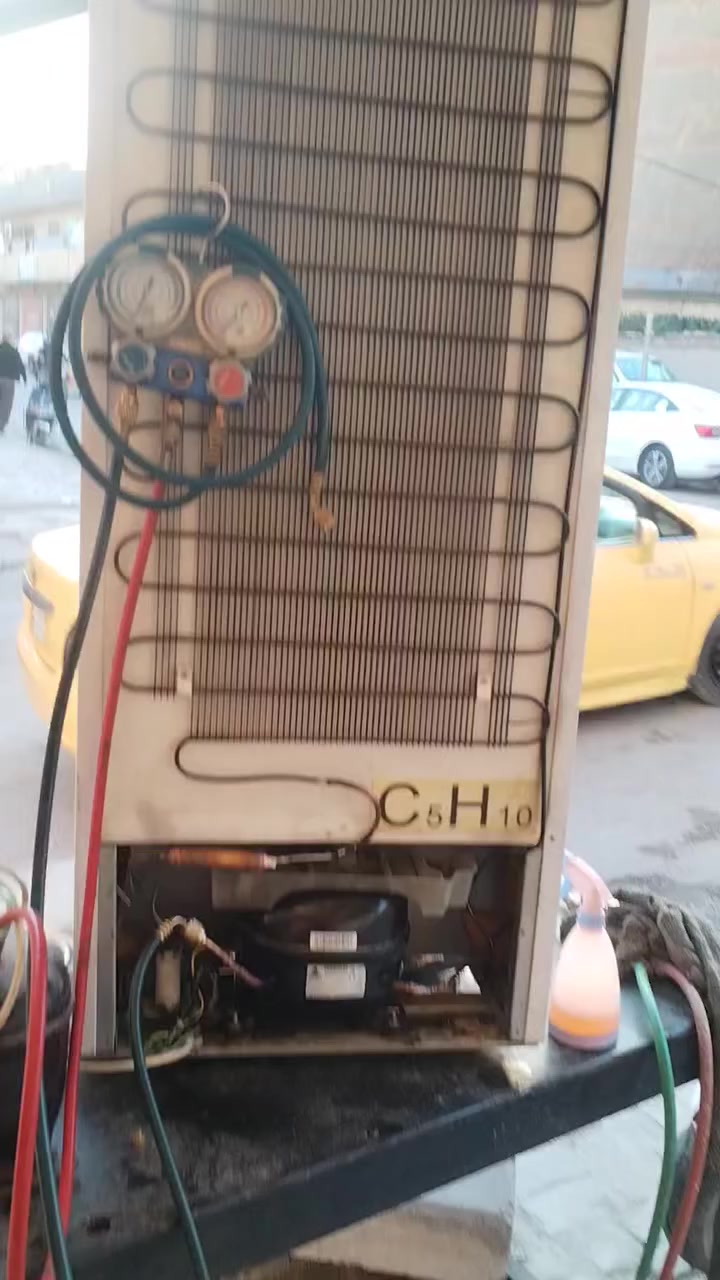 السلام عليكم تم صيانه ثلاجة انسداد بالفلتر وتم التنضيف والشحن بالكامل عمل داخل الورشة بغداد الكريعات
وتم صيانه براد ماء تبديل ماطور وتم التنضيف والشحن بالكامل
ابو سكينه الربيعي ***********
يوم 2026 /5/3
