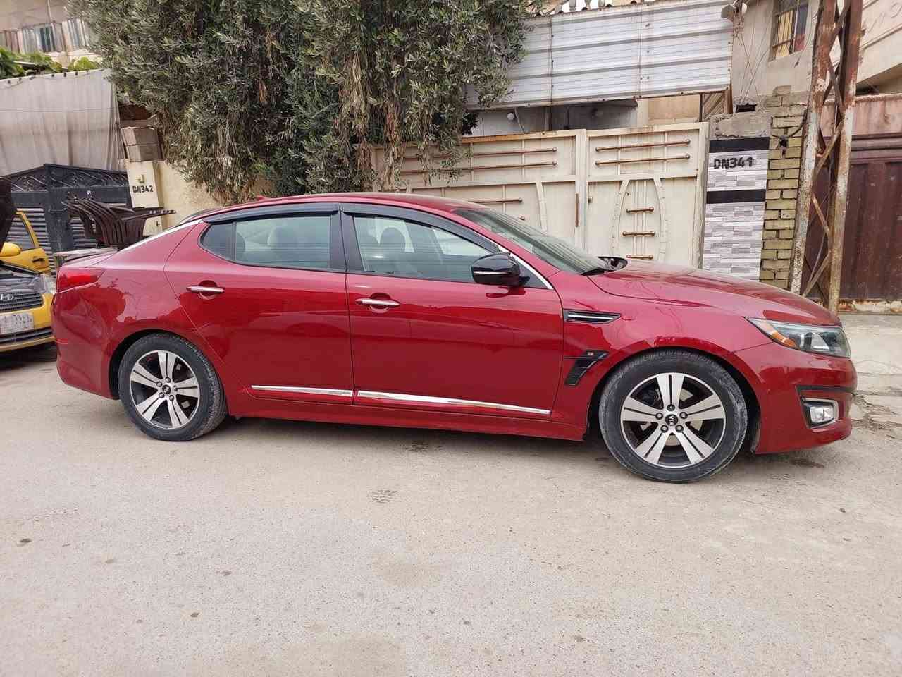 السلام عليكم للبيع او المراوس اوبتما موديل ٢٠١٥ رقم بغداد انكليزي وارد امريكي محرك ٢٤٠٠ كير ومكينه كفاله من التبخير والتنقيص والصوت تخم تاير جديد صدر امامي خلفي نظيف كهربائيات كلها شغاله سستم سماعات سياره جاهزه من كلشي  بدون حادث دواخل كفاله مصبوغه صفحه السايق والقماره اثر جراد على ايدي بدون حادث السعر ١٠٢ وبيها مجال 
مكاني الدوره ابو دشير 
رقم الهاتف *********** بغداد, العراق
