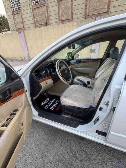 السلام عليكم سوناتا 2010
وارد أمريكي 🇺🇸 كلين 
مكفوله من ضربه وصبغ وتبديل 
مواصفات سيارة 🚘 
1شاسه كابرب بلي 
2كامرة دوارة 
3 مكينه2400دوش
4 نضام نزلاق اي بي اس
5 ويل كروم 
6 تبريد 🧊 ثلج 
7 مكينه وكير على وضع شركه
8تخم تاير جديد
9 سيارة مشدودة منضومت غاز 
10 يدات كروم
سيارة احلى من صور بل عافيه على لي ياخذها 
ارقام وسنويه جدد 
تريد وكاله تريد تحويل 
السعر 140 بيها مجال جدا جدا بسيط 
مكان سيارة بغداد الزعفرانيه 
متواجد رقم فقط ***********
