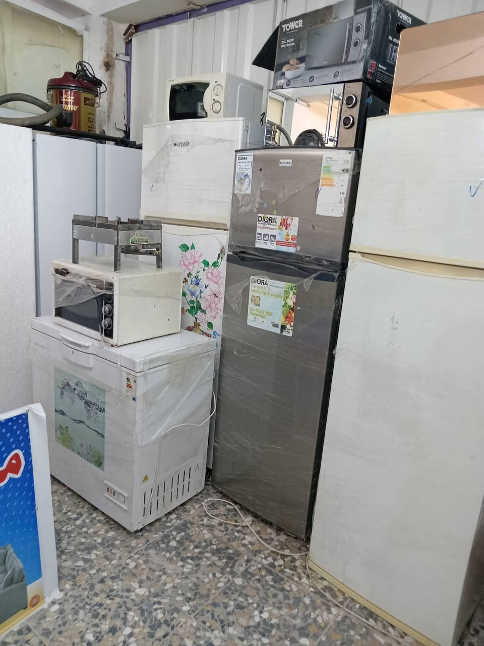 شتريد غراض بيت موجود عدنه وبأسعار مناسبه
معرض بركات القدوس
العنوان كربلاء الحر القادسيه قرب الحديقه
واي استفسار ***********
