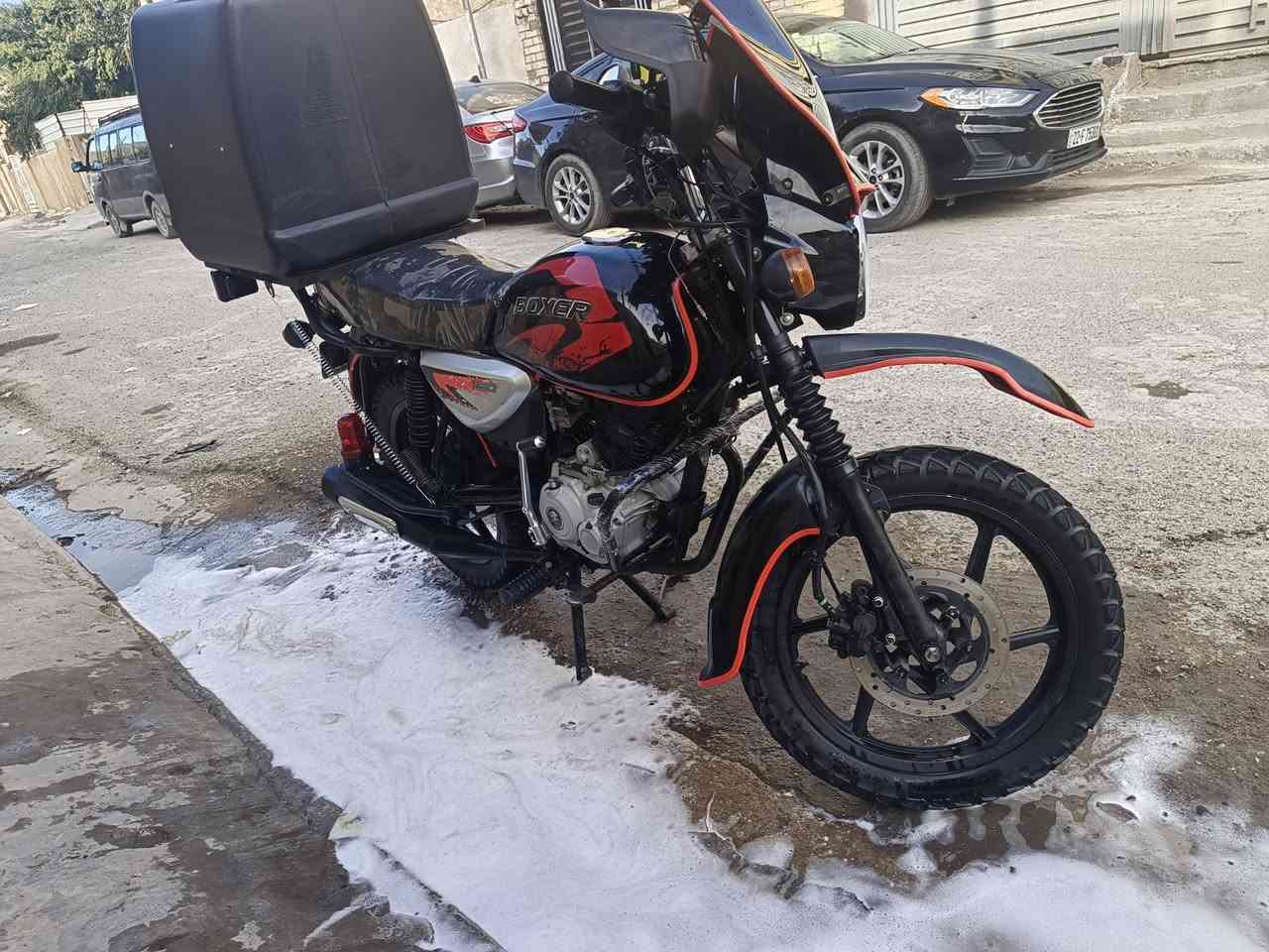 سلام عليكم. بوكسر.    مديل 22دراجه خير من الله مكينه  ناعمه تخبل.   بيه طعجه هفيفه بتانكي.   دراجه كامله. من كلشي. كلجات.  مكينه. تايرات.  كهربائيات.     2300.  وبيها مجال بسيط.    عنوان بغداد.  الكرخ.   ***********00
واتساب بي
