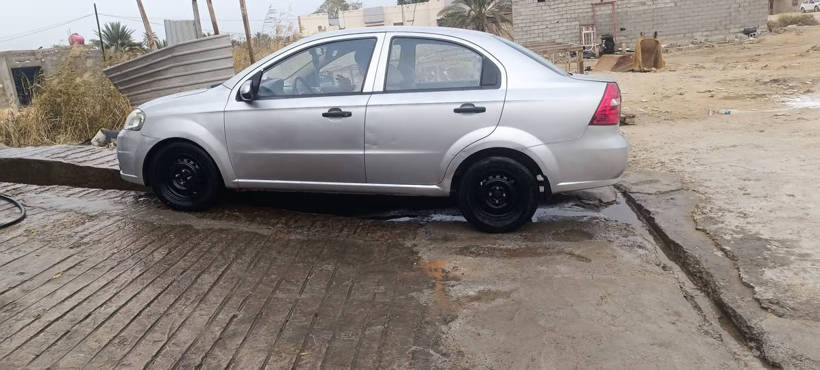 السلام عليكم افيو مديل 9رقم نجف سنويه صاقطه صار سنه مفتوح صار 4اشهر شادين محرك طابوكه
*********** وتساب
