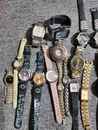 ساعات رجالي • ساعات نسائي • بعضها يحتاج بطارية