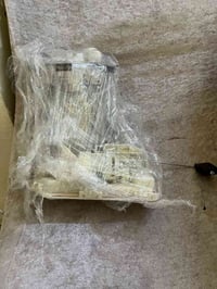 متوفر قاعده فيت بم كورلا خليجي من موديل 2008 إلى 2024 مال كصه نظافةً10...