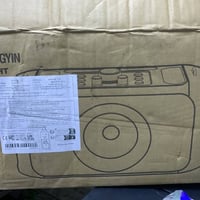 مكبر الصوت المعروض هو طراز GDHENGYIN RGB Light Speaker. يتميز بضوء RGB...