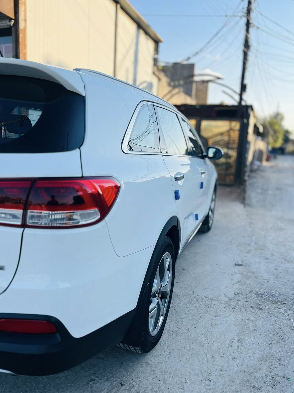 السلام عليكم
كيا  سورنتو خليجي 2016 
6سلندر 
7راكب
3قطع تبريد 
نص فول 
بصمة تشغيل بصمة ابواب 
مري شفط  صندوك كهربائي 
اشارت ترحيب 
ماشيه 68 كيلو 
مكفوله من مكينة ومحرك 
وكير 
السيارة مكفوله كفاله عامه 
رقم بغداد اكليزي 
السيارة بسمي 
مكان السيارة بغداد 

السعر 240 وبيها مجال للشراي 

***********
