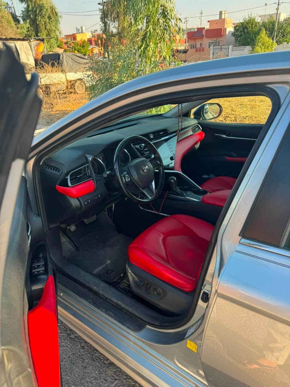 Toyota Camry 2019 Se+
 70,000 mile
بدون صبغ 
بدون ايرباك 
WhatsApp
***********
*********** أربيل, العراق
