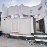 يتوفر بيت للبيع المساحه 100متر في منطقه حي الزهراء خلف الجمعه افريحه خ...