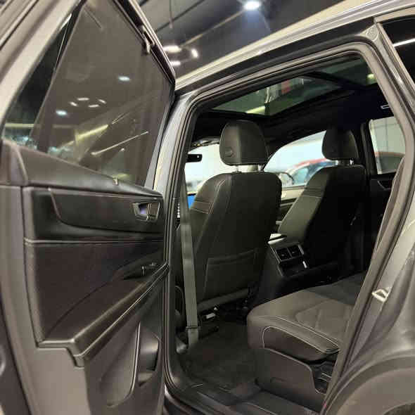 عربي/کوردی
فولكسفاغن
أطلس كروس سبورت, SE, 2024
عدد الأميال : 11,000 ميل
ضرر: قطعة واحدة
سلندر: 4 سلندر
محرک: 2.0T
السعر / 28,800$ 
الكاميرا الخلفية - تدفئة المقاعد - تبريد المقاعد - فتحة السقف - مثبت السرعة - حساس المطر - شاشة - المصابيح الأمامية ليد - مانع الانزلاق - أبل كاربلاي - التشغيل عن بعد - أندرويد أوتو - ABS - رادار - كشافات ضباب - فرامل الوقوف الإلكتروني - التحكم الإلكتروني في الثبات - تحذير من الاصطدام الأمامي - مثبت السرعة التكيفي - خطوات جانبية - نظام التوجيه الكهربائي

العنوان: اربيل  - شارع  ١٠٠مقابل  دائرة  الكمارك
***********
***********
***
ڤۆڵکسواگن
ئەتڵەس کرۆس سپۆرت, SE, 2024
ماوەی ڕۆیشتن : 11,000 ميل
بۆیاغ: 1 پارچە
پستۆن: 4 پستۆن
بزوێنەر: 2.0T
 نرخ / 28,800$ 
کامێرای دواوە - گەرمکەرەوەی کوشن - ساردکەرەوەی کوشن - سلاید - دیاریکرنی خێرایی - هەستەوەری باران - شاشە - لایتی پێشەوەی لید - کۆنتڕۆڵکردنی خزان - ئەپڵ کارپلەی - شەغال - ئەندرۆید ئۆتۆ - ABS - ڕادار - بلاجکتۆر - برێکی وەستانی ئەلیکترۆنی - کۆنتڕۆڵی جێگیری ئەلیکترۆنی - ئاگاداری بەریەککەوتنی پێشەوە - دیاریکرنی خێرایی خۆگونجێن - شوێنپێی تەنیشتەکان - سوکان پاوەری کارەبایی

  ناونیشان: هەولێر  شەقامی ١٠٠م بەرامبەر گومرگ
***********
***********
***
Rear Camera - Seat Heating - Seat Cooling - Sunroof - Cruise Control - Rain Sensor - Screen - LED Headlights - Traction Control - Apple Carplay - Remote Start - Android Auto - ABS - Radar - Fog Lamp - Electronic Parking Brake - Electronic Stability Control - Forward Collision Warning - Adaptive Cruise Control - Side Steps - Electric Power Steering
