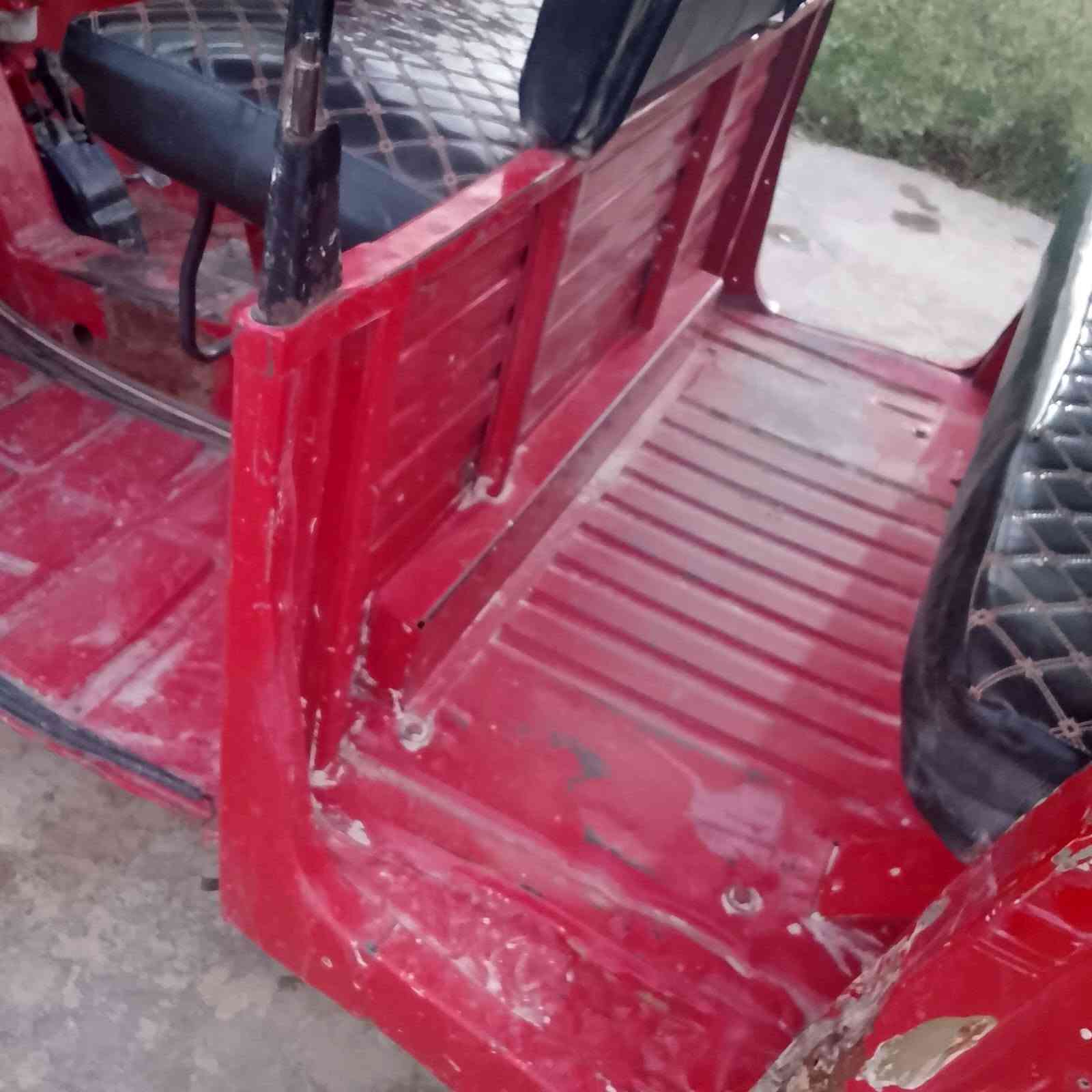 من رخصت لدمن بياجو ٢٠١٨ جاهزة اوراق كاملة رحمة لوالديكم وبس شراي يخلي خاص سعر ١٨٠٠ وبيهة مجال لمو شرتي لايجي ويتعبني ***********
