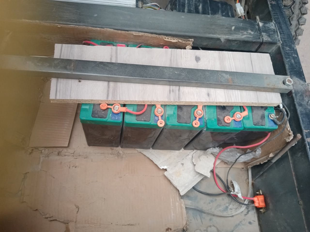 ***********
***********
