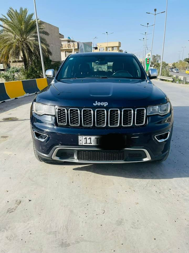 لسلام عليكم 
جيب كراند شيروكي لون حبري
 GRAND CHEROKEE Limited 🇺🇸.                      2017
محرك 3.600 V6
لمتدد فول ماعدة الفتحة 
كير 8 نمر ماوس 4.4 متعدد القيادة     /    ماشية 73mi
شاشة كبيرة   كامرة دوراة
شفتات ستيرن وتحكم ستيرن
رادار خلفي مع توقف ذاتي 
رادار جانبي مري
كراسي جلد لون اسود 
نظام ايكو سبورت
خزن ميموري
كشنات كهربائية مع تدفئة   الخلفيه تدفئة
  ستيرن تدفئة
صندوق كهرباء 
بصمة ابواب وتشغيل عند بعد 
اشاير بل مري
رقم بغداد الجديد وبأسمي 
السعر $189وبيهه مجال 
مكينه كير شاصي لغد مكفولات صور الحادث بلمنشور
رقمي ***********

