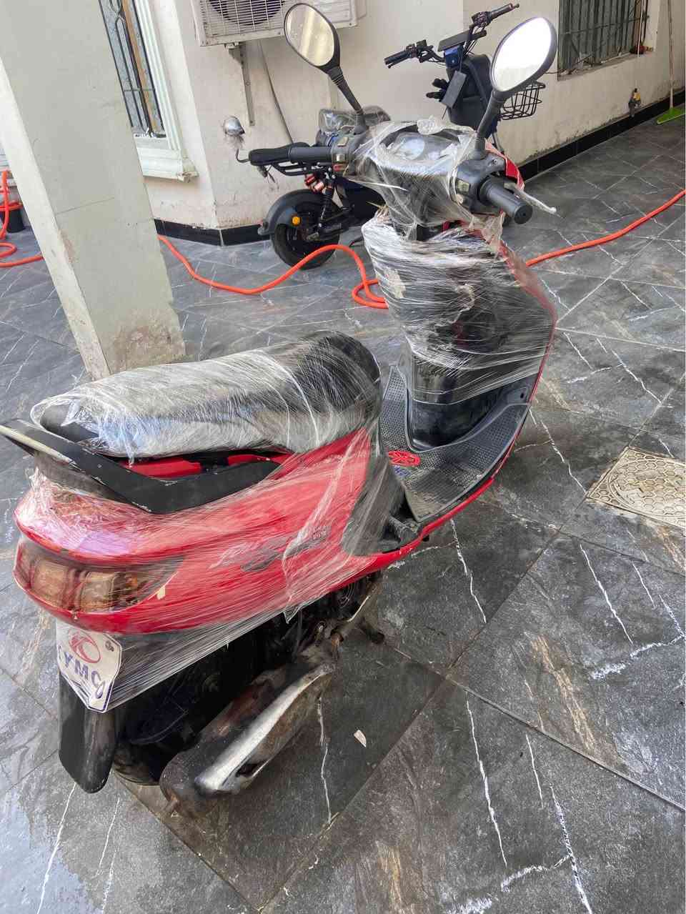 دراجة فراشة نضيفه للبيع
دراجة جاهزة توه مبدل كابريته زوج تاير جديد اخذتها قبل شهر ردت اشتغل بيها وحصلت شغل وما محتاجها 
السعر 55.000 وبيها مجال بسيط

*********** البصرة, العراق
