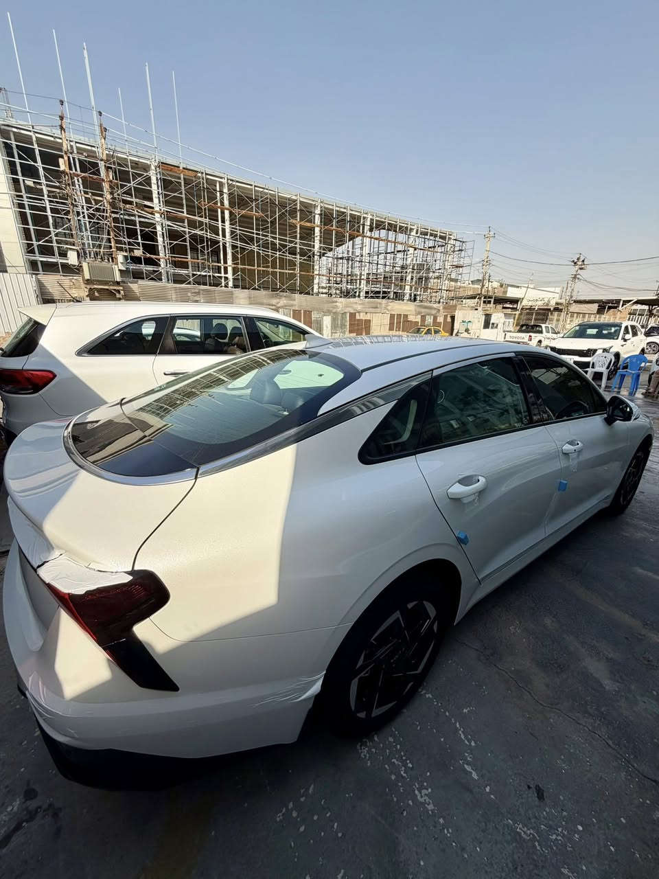 السلام عليكم كيا K5(2025)خليجي وكاله الدولية ضمان الدولية ماشية 5الاف كيلو بوضع الزيرو مكفوله(صبغ بارد تبديل فتح )
شرط الساونر مدوشمة كلها السيارة رقم بغداد تحويل ثاني يوم
مكينة (2500) الكبيرة مواصفات اعتيادية(مكاني بغداد النهضة)
***********
