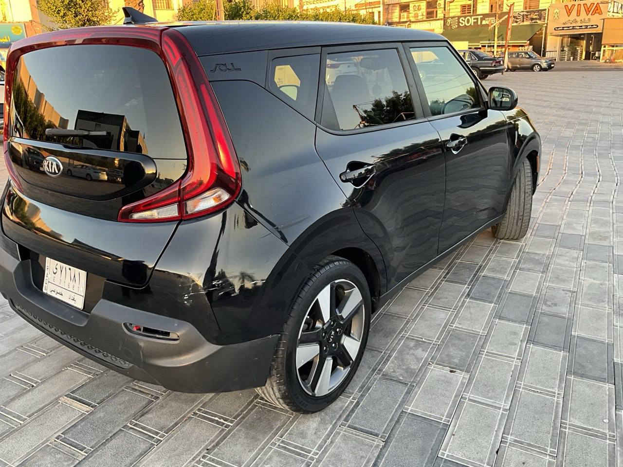 كيا سول
2020
محرك2000
سعر 140بيها مجال 
للتواصل ***********
