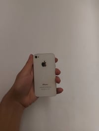 ايفون فور • شغال • توصيل
