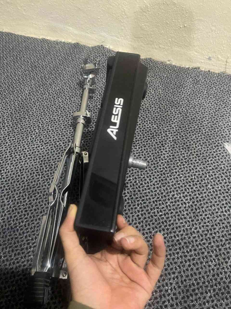 جهاز بيركشن اللسزز للبيع مع ملحقاته للاستفسار الاتصال على الرقم ***********
