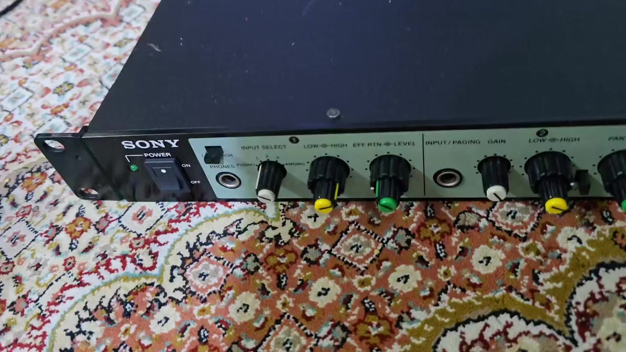 مضخم ومعالج صوتي للتسجيل الاحترافي  ماركة Sony


**إذا كنت صاحب هذا الإعلان وتريد حذفه لأي سبب، رجاءا أرسل رسالة إلى الدعم الفني**