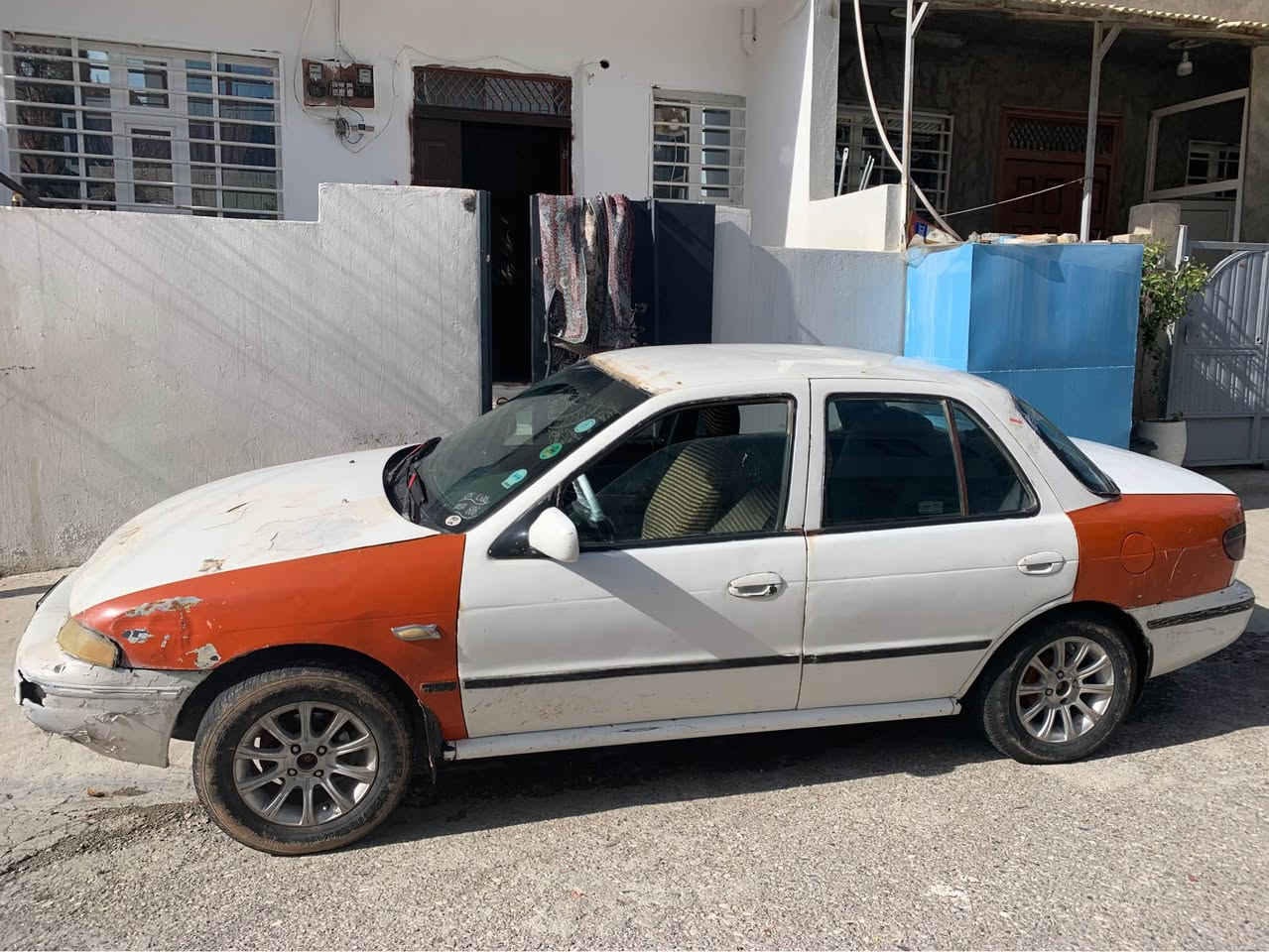 سلاو كیا سیڤیا ١٩٩٤ ئاڕمی پلاستیكی هه‌ولێر ئاڕم و ئه‌وه‌لیات موس . براوه‌ به‌ شه‌رت مالی دۆسته‌ , ٤ تاقم تایه‌و ویلی لۆكی له‌ژێرایه‌ گێڕو مه‌كینه‌ی به‌ شه‌رت سه‌رفو بوغاری نیه‌ , له‌ سلێمانم *********** السليمانية, العراق
