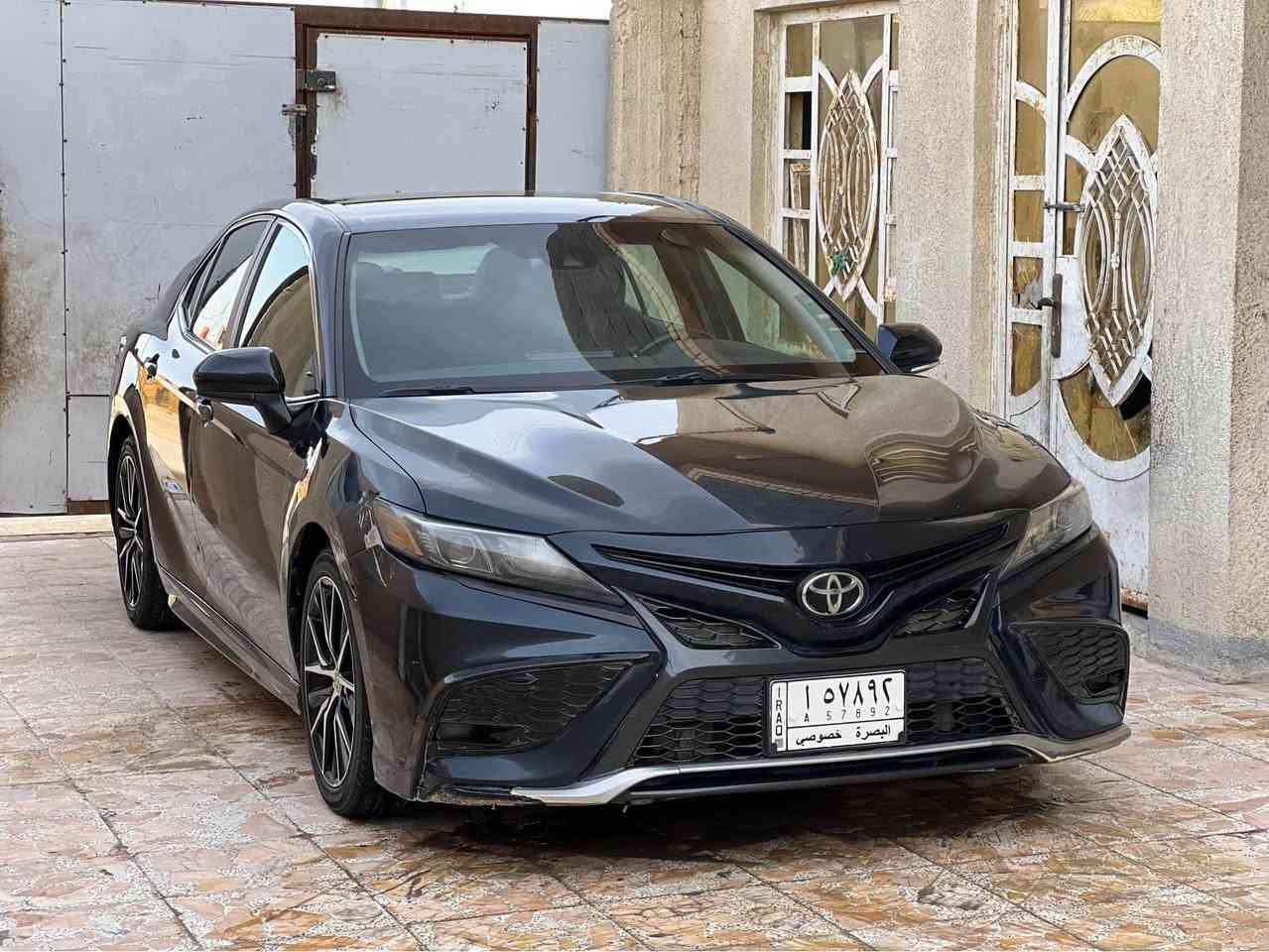كامري 2021 رقم بصرة معوقين 
وارد أمريكي بيها جاملق امامي وباب تبديل بدون صبغ 
السياره جديده أستخدام شخصي ماشيه 70 السياره جديده بمعنى الكلمه كير مكينه حداده تبريد كله مكفول السعر 138 مكاني البصرة 
*********** Singapore
