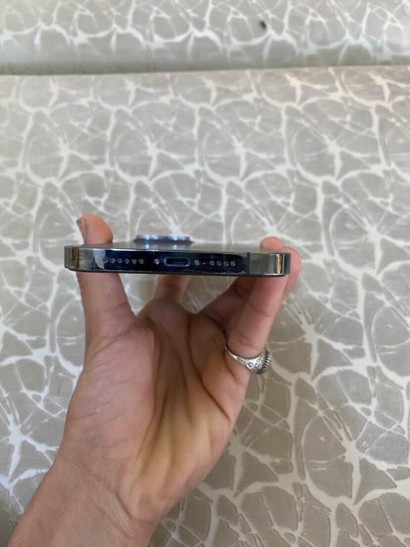 يا الله
ايفون 13 برو ماكس امريكي
الجهاز نضافه 95‎%‎بل ميه البطاريه 91 الذاكره 256 كامل ملحقات (كارتونه +كيبل اصلي + شاحن ماستر ضمان سنه + كڤر ماستر + درع كامرات بي ) الجهاز ابد. ماداخل صيانه تجيني او وين متريد نروح نفحص وتقتنع يله تشتري السعر 700 وبي مجال الله شاهد التلفون نضيف وبل شحن قوي وكامره قويه ***********مكاني كربلاء خابرني وتدلل السعر 700 بي مجال
