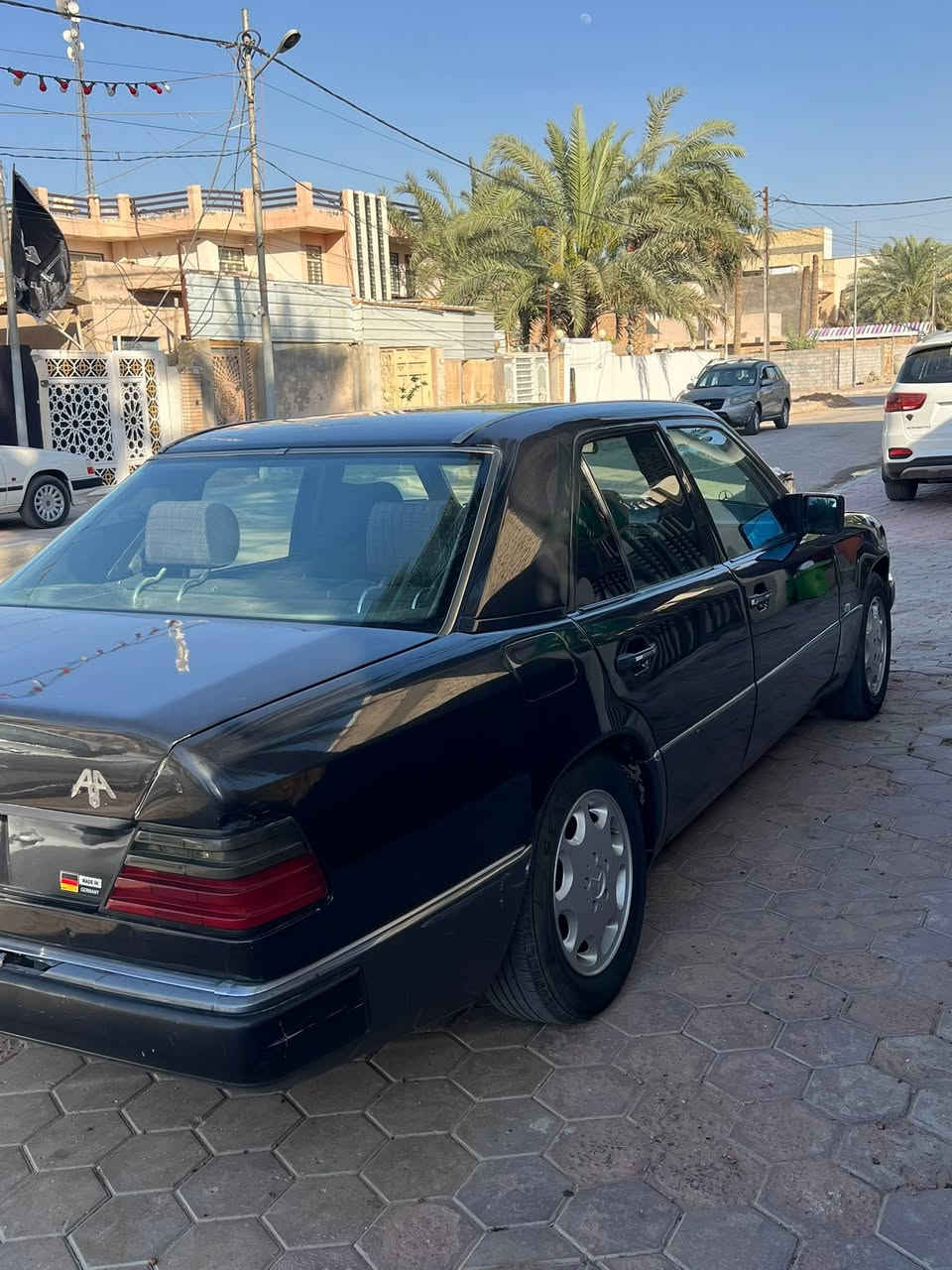 مارسيدس 1992
فول مواصفات
كشنات كهرباء
مكينه بلادي عنكبوت
مكفوله من الحادث
معمره تعمير حلو 
رقم بغداد انكليزي
مداور ثاني يوم 
.
.
السعر 68 ورقه بيها مجال بسيط
مكلف بالنشر 
***********
