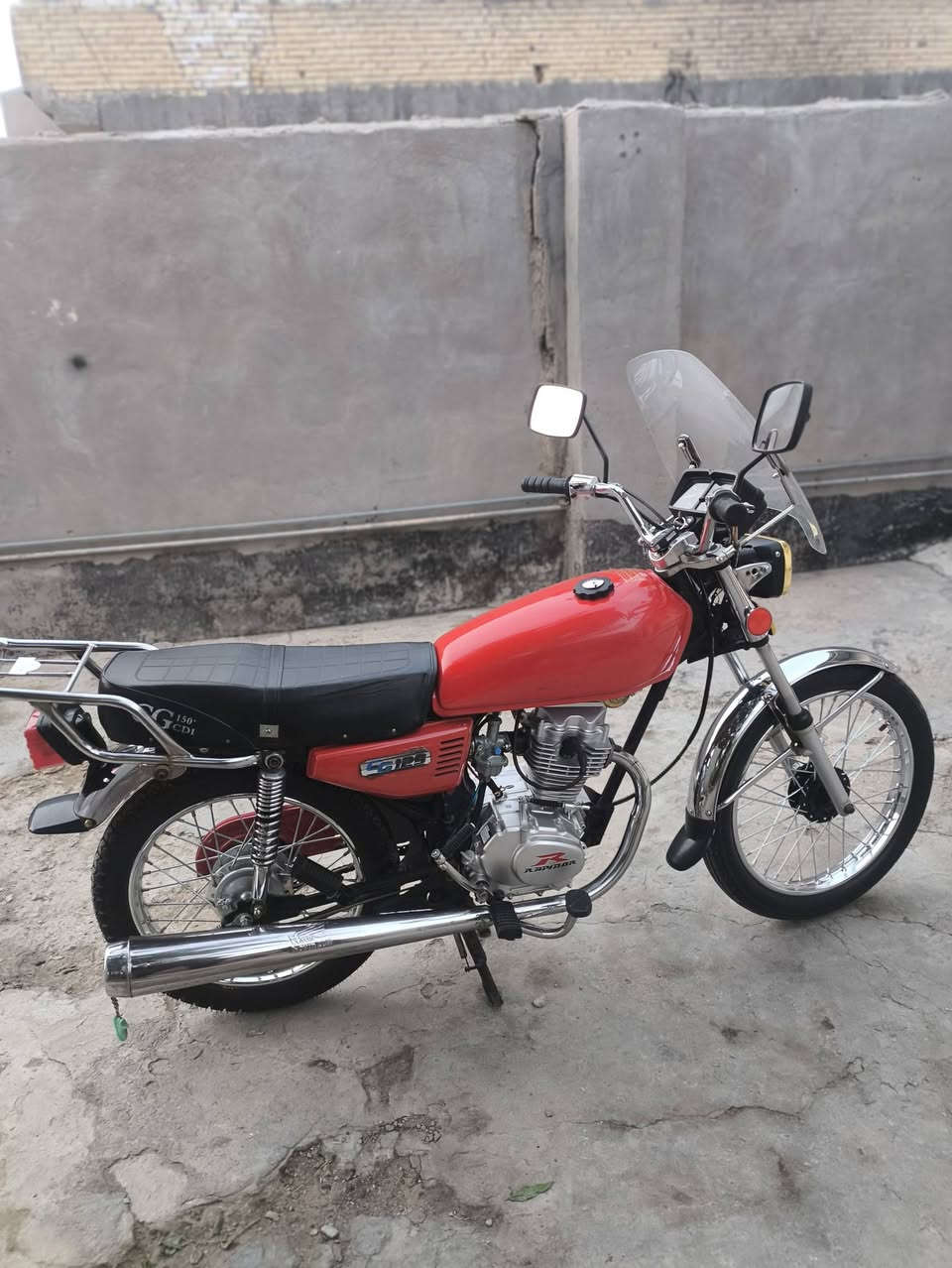 سلام عليكم دراجه4كير كلك لبيع سعر325
***********
