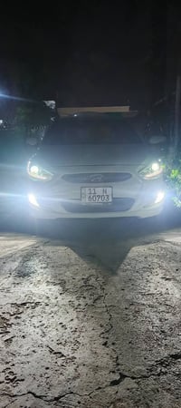 اكسنت 2016خليجي بلو محرك 1600 رقم بغداد ماشيه 102الف كلم السياره كلش ن...