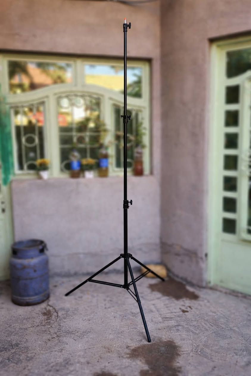 استاند حديد ثقيل هايدروليك ارتفاع ٣ متر  من شركة KAZHl جديد سعر الواحد 35 الف متوفر توصيل


**إذا كنت صاحب هذا الإعلان وتريد حذفه لأي سبب، رجاءا أرسل رسالة إلى الدعم الفني**