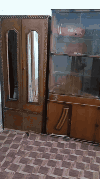 سعر 100 ***********
