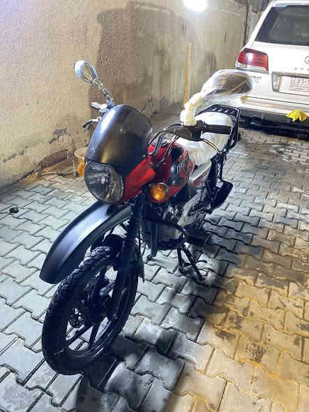 سلام عليكم بوكسر للبيع موديل 2023 نازلة 2024 مرقم لوحة وسنوية انكليزي تحويل ثاني يوم ماشية 11 الف حقيقي ما ملعوب بية مكفولة كفالة عامة جيب فيتر وافحص مكان الحسينية الراشدية رقم***********
