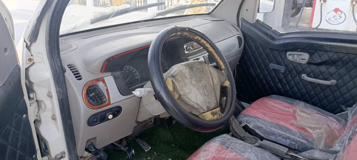 هانفي موديل 2011 مكفوله محرك كير أكسل شاصي كهربائي بشرط منفيس اصلي اورق كامل بدون صبوغ تايرات جديد ***********
