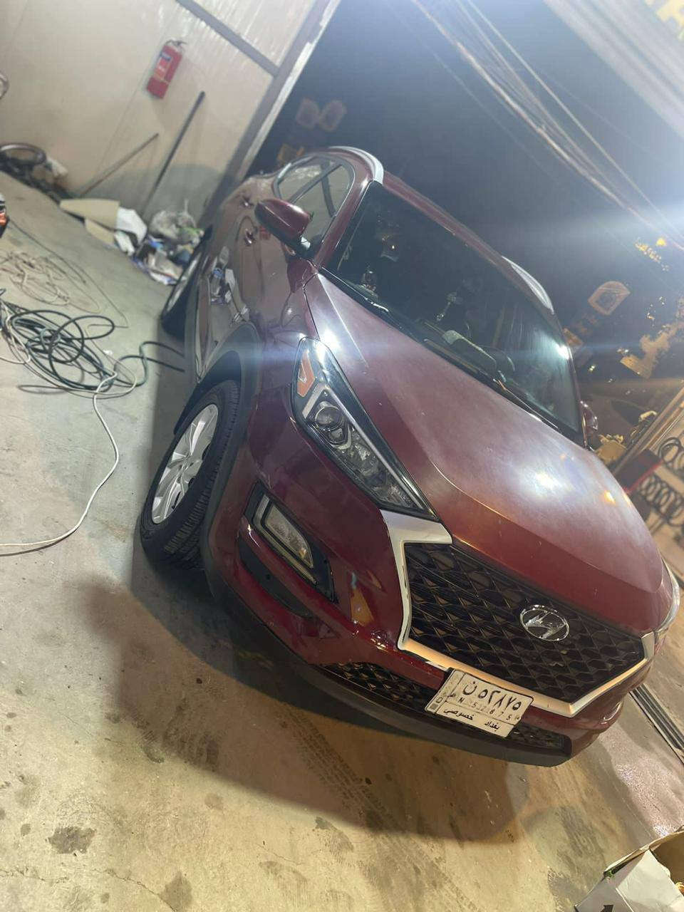 للبيع أو مراوس بسياره أقل سعر 
توكسان ٢٠ امريكي لون أحمر محرك ٢٠٠٠ رقم بغداد حادثها جاملغ جهة السايق مصلح نفسه والبنيد مبدل . رادارات وكهربائيات وكاميره وشاشه . والسياره جاهزه تبريد وتدفئة . وتدفئه بالكشنات . ماشيه ٧٧ الف . العنوان بغداد / الحريه 
للاتصال / *********** بغداد, العراق
