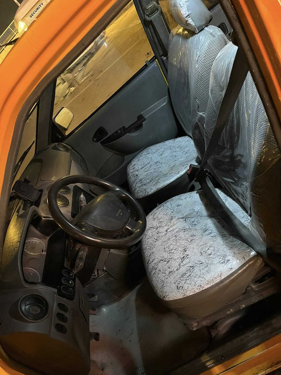 السلام عليكم سايبا 2018 جاهزه للخير
السياره مال جناي رقم انكليزي سنويه 2031 
كير مكينه تدفىه تبريد كله كفاله وعل فحص 
تخم تاير جديد
صدره خلفي امامي جديد 
غرفه كهربائيات بلاد جديد
السياره بدون خياسات وكامله عله اخر حبايه 
مكاني بغداد الشعب ستفسار ***********
