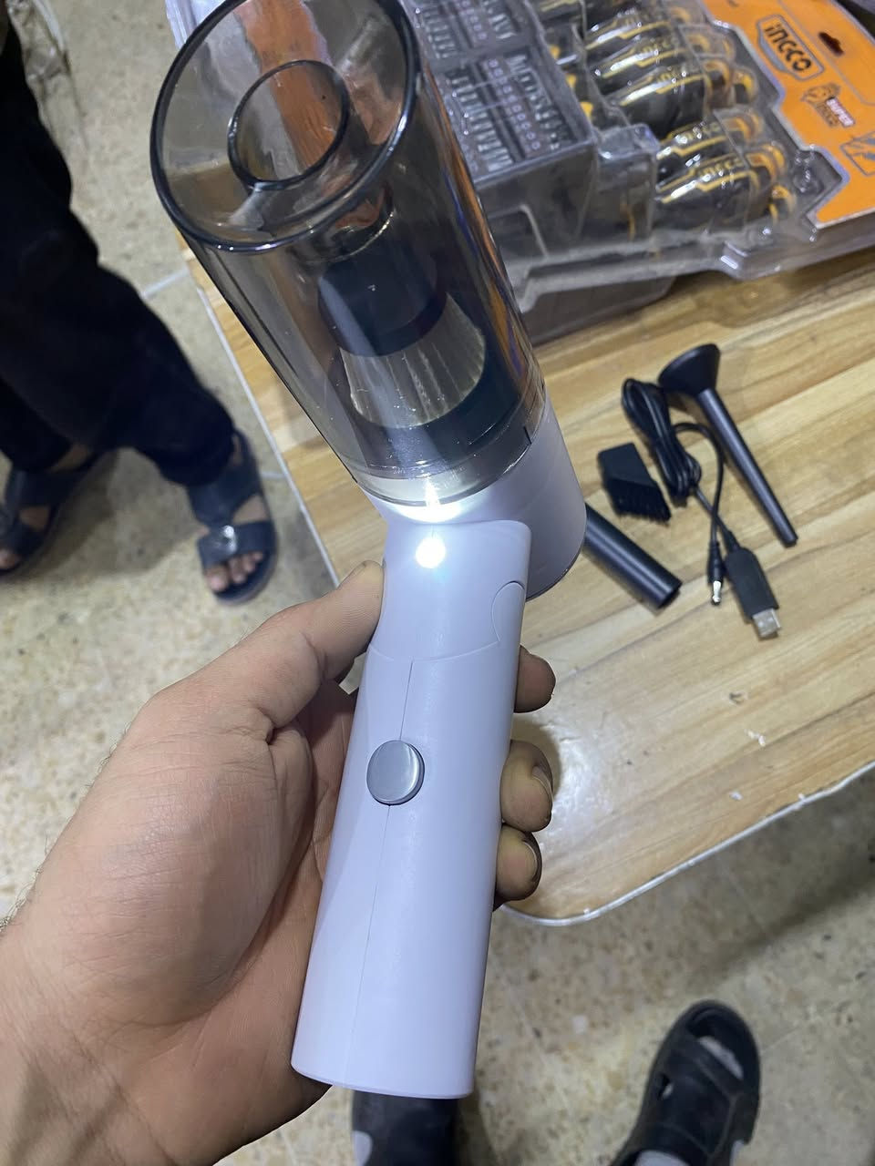 مكسنة شحن من ماركة وي توك الاصلية 
سعر القطعة ١٥ 
توصيل ٥


**إذا كنت صاحب هذا الإعلان وتريد حذفه لأي سبب، رجاءا أرسل رسالة إلى الدعم الفني**