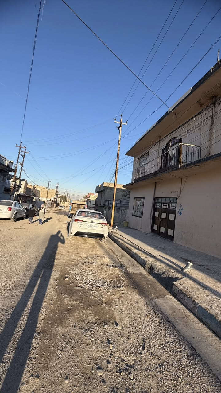 بيت للبيع
للبيع  بيت ورثه

الموصل / الجانب الأيمن

حي الشهداء – مقابل جامع الغانم مباشرة

🏠 بيت سكني ركن

📐 المساحة: 216 م²

✨ موقع هادئ ومخدوم وقريب من جميع الخدمات

💵 سعر المتر: 600 ألف دينار

💰 السعر الكلي: 129,600,000 دينار عراقي

للاتصال : ***********
