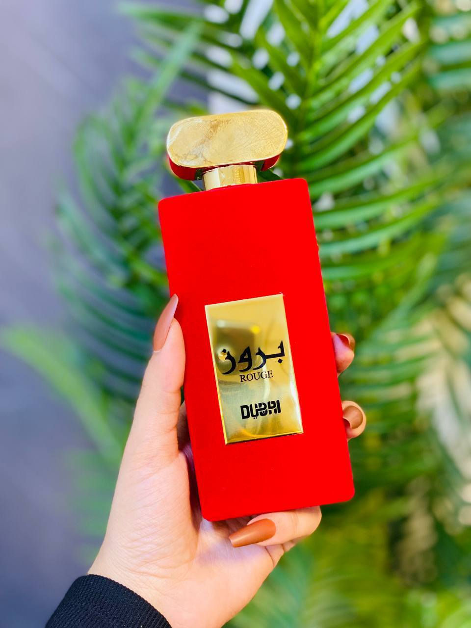 ♥️ عطر بروز الأحمر ❤️

وصف العطر:
- عطر بروز الأحمر يمتاز بفخامة التصميم، مناسب لجميع الأوقات 💝💝. 
- بلون الغموض وهالة الفخامة التي يصنعها، عطر ناعم وخفيف 🌹🌹.
- يعتبر من العطور التي تعطي حضورًا قويًا وتجعل من يستخدمه ينظر للحياة بعيون مختلفة وملونة.

المكونات:
- يمزج حبات الفواكه المختلفة❣️.
- يحتوي على لمسات من الجاردينيا لتعزيز الشعور بالسعادة 🌸🌸.

اضمنلج الكل راح يسئلج على نوع العطر 🌹
متوفر الان فقط الاصلي 🔴
أبهج جميع حواسك بأرقى مكونات العطور، الرمادي, الأنبار


**إذا كنت صاحب هذا الإعلان وتريد حذفه لأي سبب، رجاءا أرسل رسالة إلى الدعم الفني**