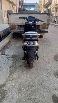 دراجه شحن للبيع مواصفات المواصف الاولى ست بطاريات زائدا زائن الرجوع ال...