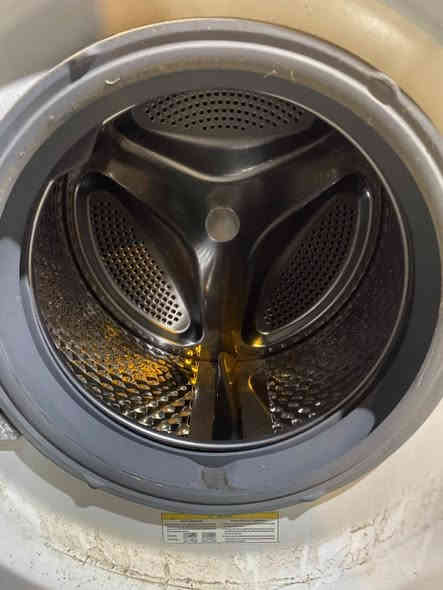 غساله اوتوماتيك للبيع شرط شغال سعر ١٩٠وبي مجال شراي يختبر ***********
