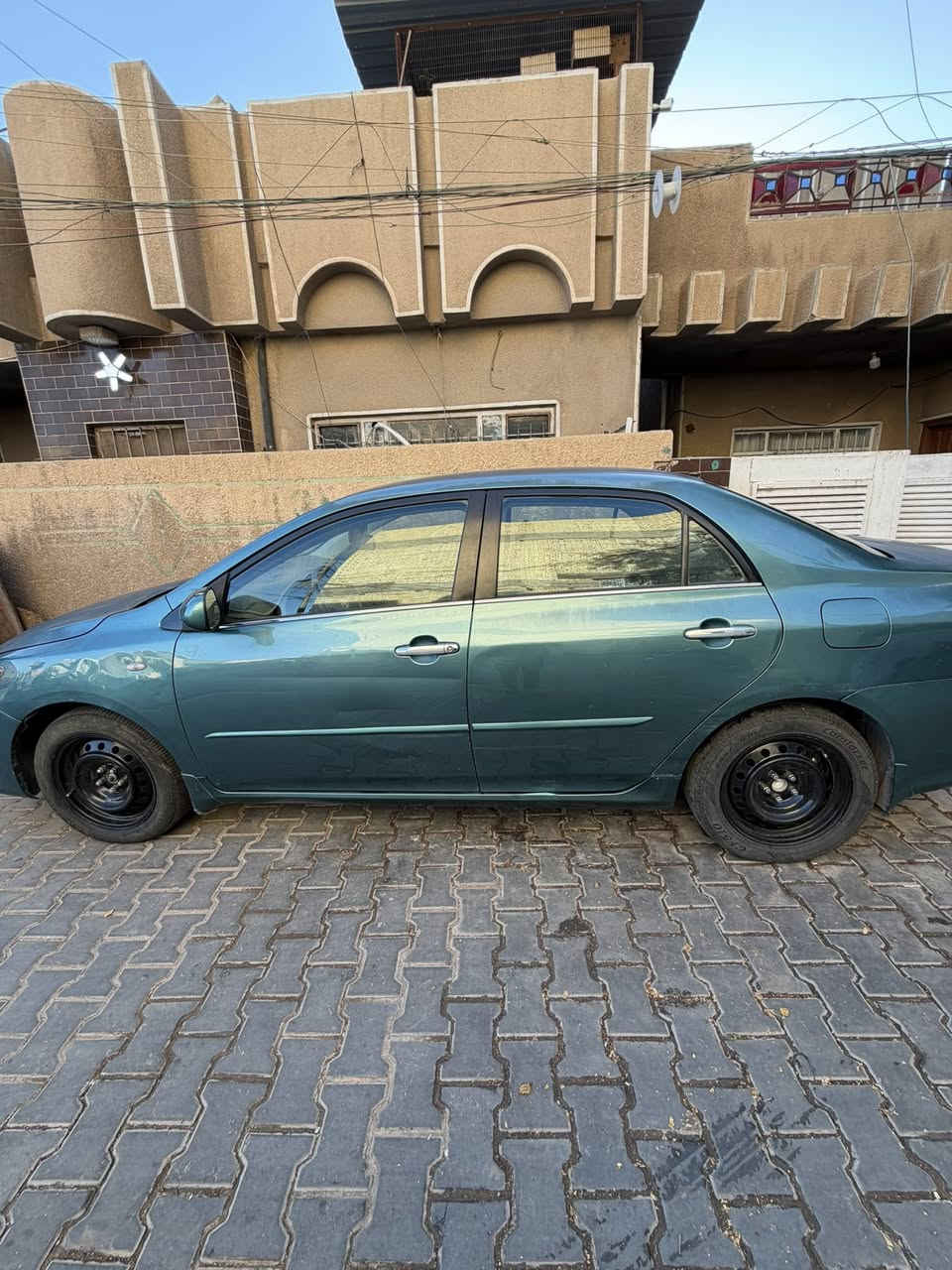 كورلا 2008 محرك 1800
سياره بدون ضربه خليجي
محرك گير مكفول 
سياره جاهزة من كلشي 
سعرها 90 ورقه بيها مجال للشراي 
عنوانها بغداد الوزيريه 
رقمي : ***********
