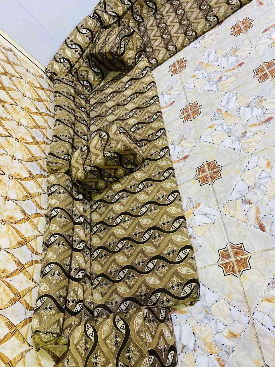 جلسة استخدام بسيط الدواشك ٧ والمخاد ٧ وضهر ١٤ 
ما بيه نقص كامله السعر ١٢٥ وبيه مجال بسيط البصرة الزبير الرقم ‭***********‬
