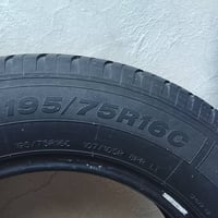 3 تايرات مال هايسه هايكر شيري ستاركس  قياس R16/195/75 النضافة 80%  الس...