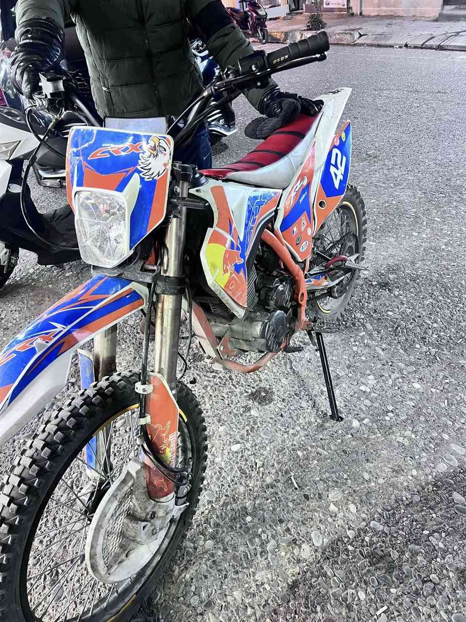 للبيع ميتورcrx
2024
300cc
الميتور نضيف مو ناقصو بتجي وبتفحص
السعر 630$


**إذا كنت صاحب هذا الإعلان وتريد حذفه لأي سبب، رجاءا أرسل رسالة إلى الدعم الفني**