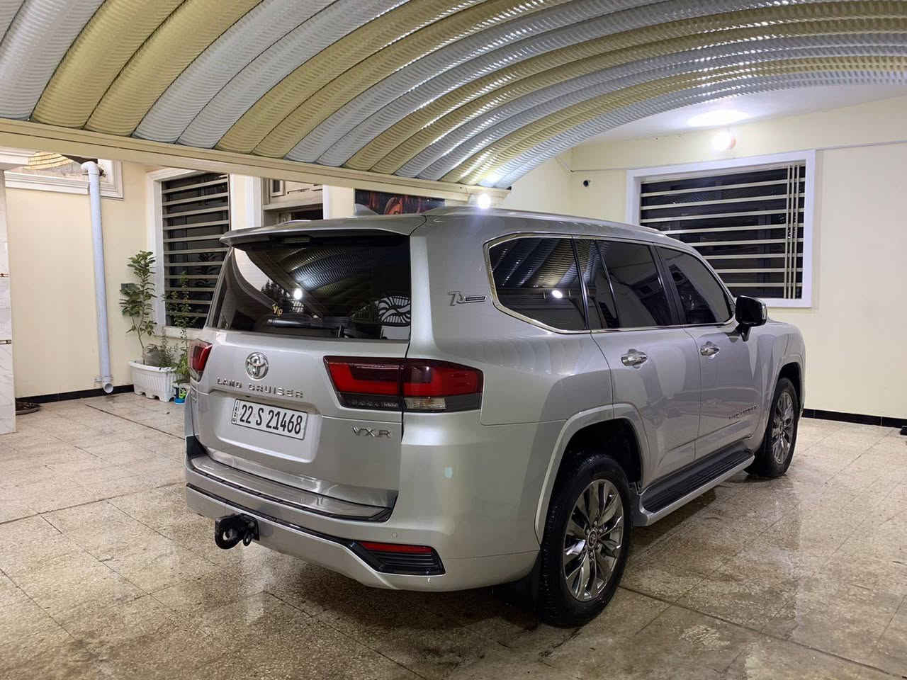 سلام عليكم عندي سياره البيع لاندكروز موديل 2022 سياره فول فول موصفات تونتو تربو مكفوله كفله عامه ماشيه32 الف عنوان بغداد ولشراي يتصل عل رقم ***********
